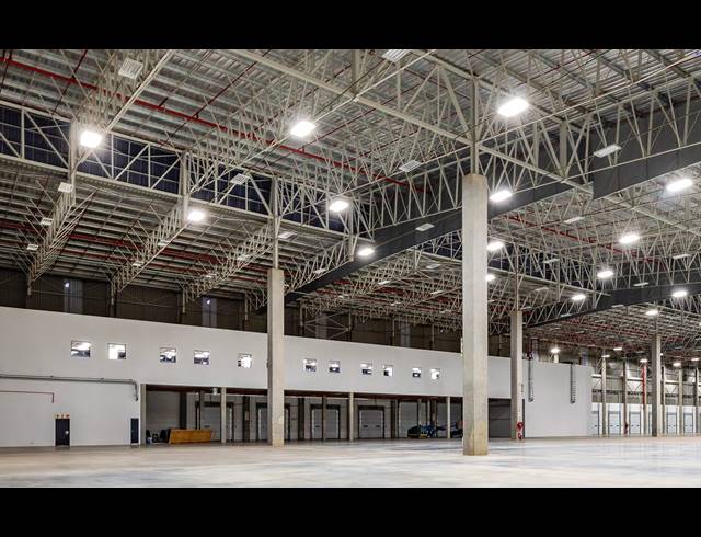 3,789M² WAREHOUSE TO LET IN AIRPORT INDUSTRIA